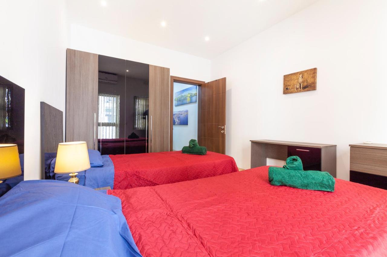 Pc3- Centrally Located Apt-Close To University 姆西达 外观 照片